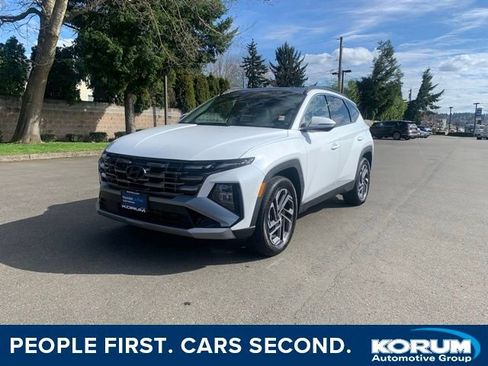 Certified 2025 Hyundai Tucson Limited image 1