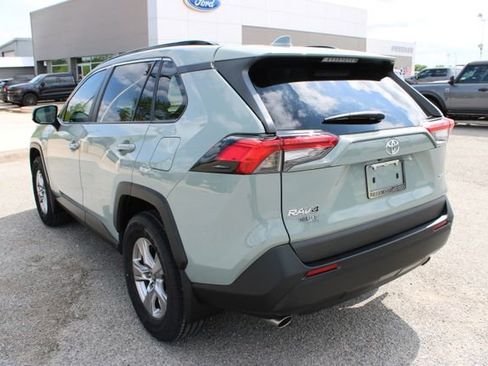 Used 2023 Toyota RAV4 XLE w/ Convenience Package image 9