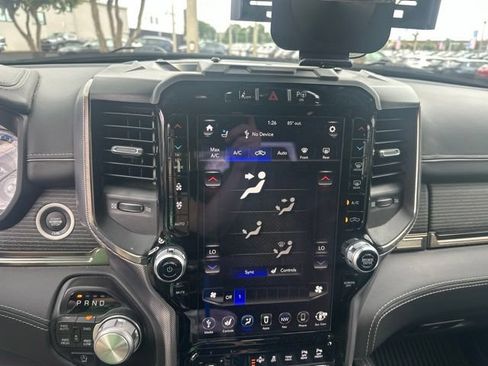 Used 2019 RAM 1500 Limited AWD/4WD image 3