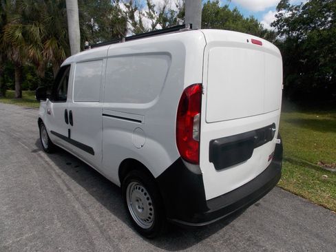 Used 2019 RAM ProMaster City Tradesman FWD image 3