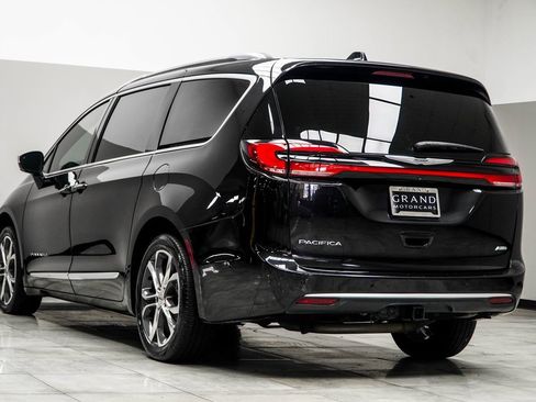 Used 2022 Chrysler Pacifica Pinnacle image 10
