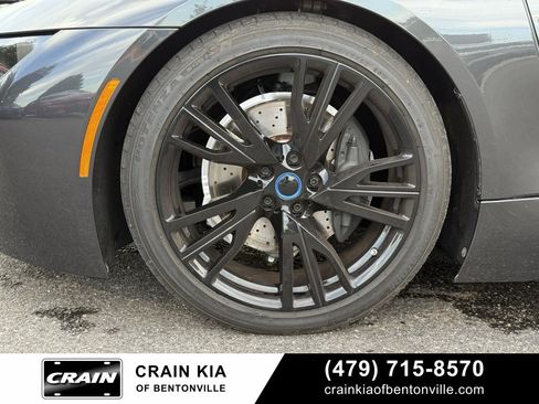 Used 2019 BMW i8 Roadster image 39