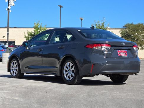 Certified 2025 Toyota Corolla LE FWD image 3