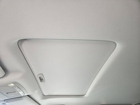 Used 2020 Nissan Armada Platinum w/ Captain's Chairs Package image 26