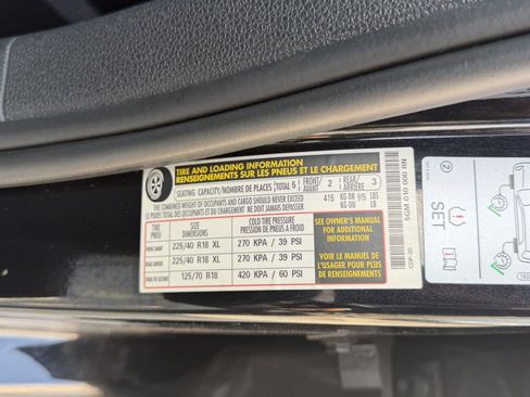 Used 2021 Volkswagen GTI SE FWD image 41