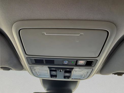 Used 2022 Honda Odyssey Elite image 33