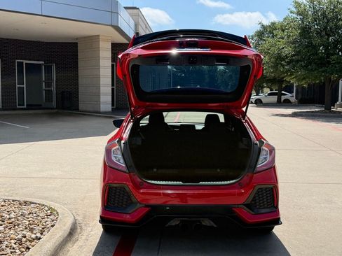 Used 2017 Honda Civic Sport image 5
