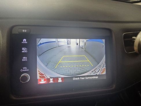 Used 2022 Honda HR-V EX image 8