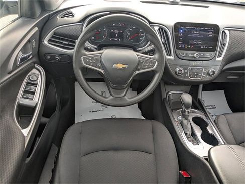Used 2024 Chevrolet Malibu LT image 29