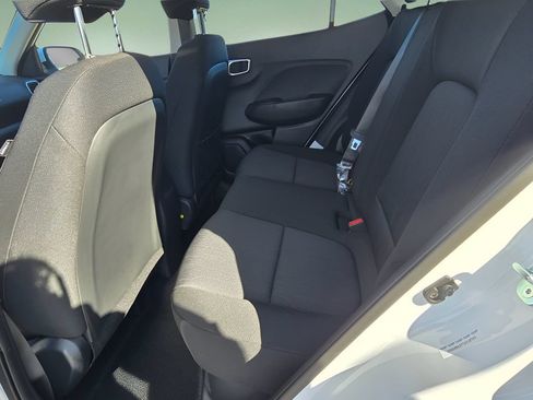 New 2026 Hyundai Venue SE FWD image 14