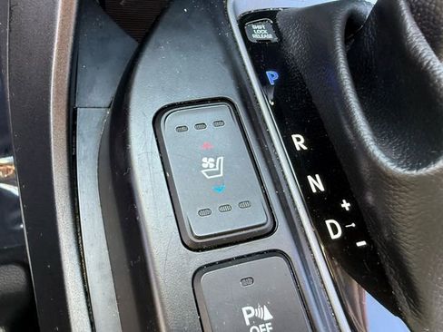 Used 2017 Hyundai Santa Fe Sport image 31