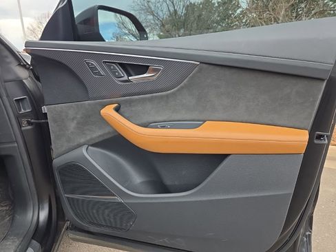 Used 2022 Audi RS Q8 image 22