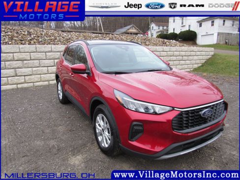 Used 2023 Ford Escape Active w/ Tech Pack #2 image 3