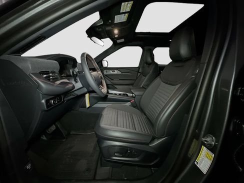 New 2026 Ford Explorer ST-Line AWD/4WD image 17