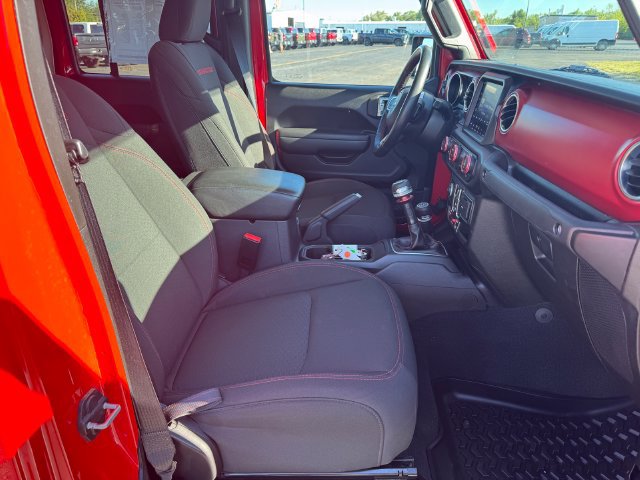Certified 2023 Jeep Gladiator Rubicon w/ Cold Weather Group AWD/4WD image 14