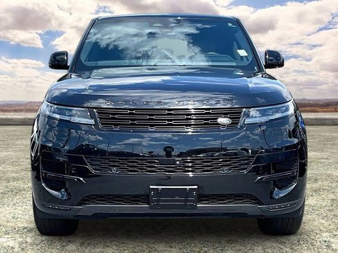 Used 2025 Land Rover Range Rover Sport SE AWD/4WD image 2