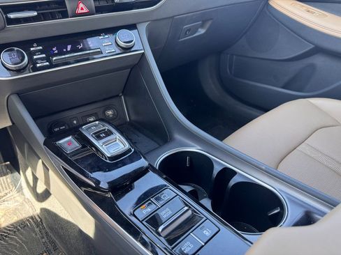 Used 2023 Hyundai Sonata Limited image 29