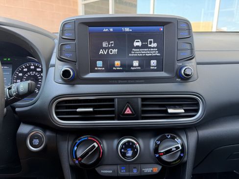 Used 2020 Hyundai Kona SEL Plus w/ Cargo Package FWD image 21