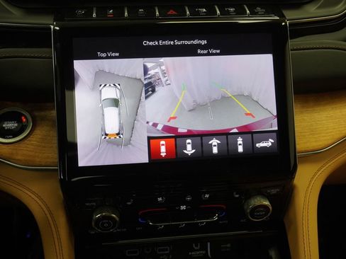 Certified 2025 Jeep Grand Cherokee L Summit AWD/4WD image 37