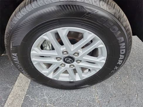 Used 2025 Toyota Tundra SR5 image 12