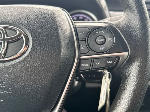 Used 2023 Toyota Camry LE image 19
