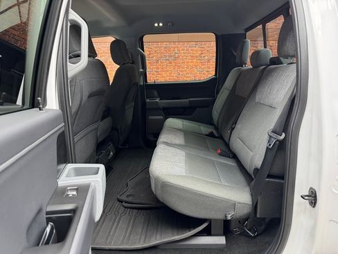 Certified 2022 Ford F150 XLT w/ Equipment Group 302A High image 24