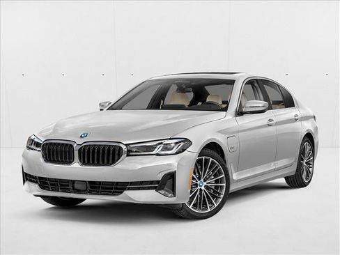 Used 2023 BMW 530e xDrive w/ Convenience Package image 1