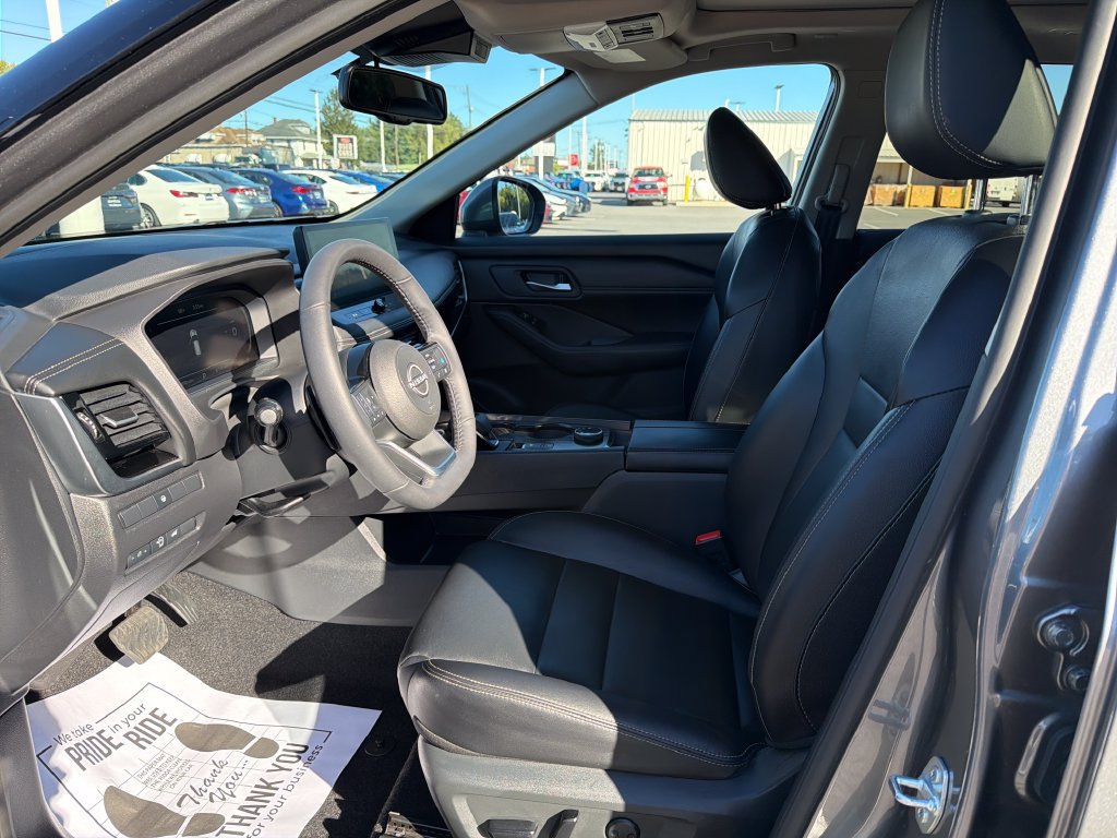 Used 2024 Nissan Rogue SL w/ SL Premium Package AWD/4WD image 10
