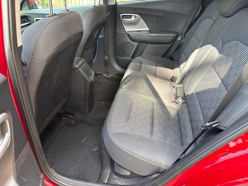 Used 2022 Kia Niro LX FWD image 8
