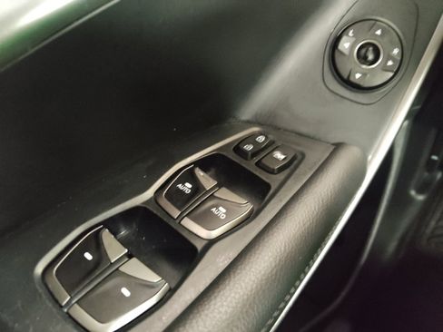 Used 2018 Hyundai Santa Fe Sport w/ 2.4L Value Package 02 FWD image 27