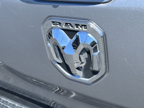 Used 2022 RAM 1500 Big Horn AWD/4WD image 8