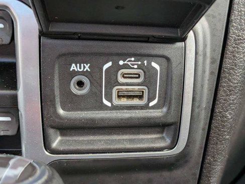 Certified 2025 Jeep Wrangler Unlimited Sahara AWD/4WD image 22
