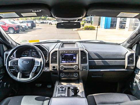 Used 2021 Ford Expedition XLT AWD/4WD image 10