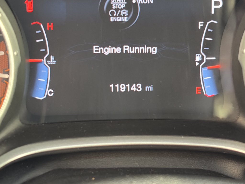 Used 2018 Jeep Compass Latitude w/ Popular Equipment Group AWD/4WD image 19