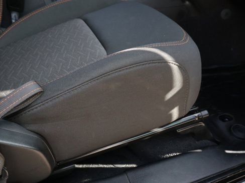 Used 2021 Jeep Gladiator Mojave image 10