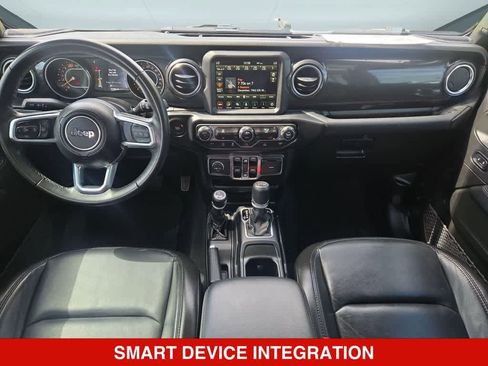 Used 2022 Jeep Wrangler Unlimited Sahara AWD/4WD image 14