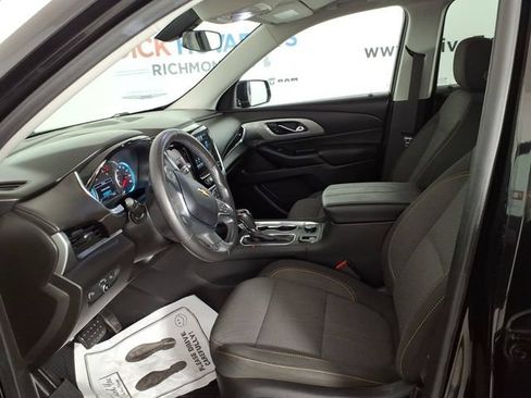 Used 2019 Chevrolet Traverse LT FWD image 12