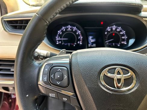 Used 2015 Toyota Avalon XLE Premium FWD image 24