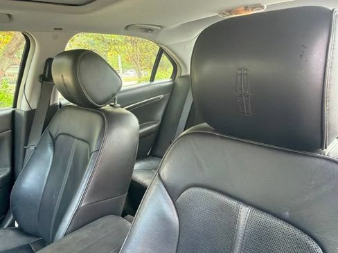 Used 2011 Lincoln MKZ w/ Interior Aluminum Trim Pkg FWD image 9