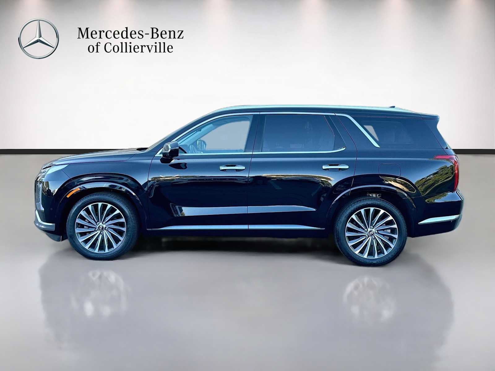 Used 2023 Hyundai Palisade Calligraphy w/ Cargo Package AWD/4WD image 8