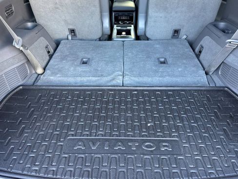 Used 2021 Lincoln Aviator Reserve w/ Equipment Group 202A AWD/4WD image 16
