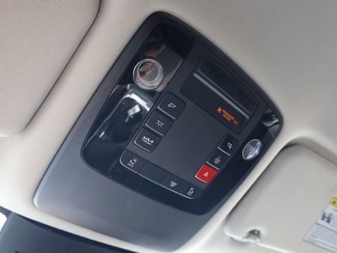 Certified 2025 Kia Carnival LXS image 22