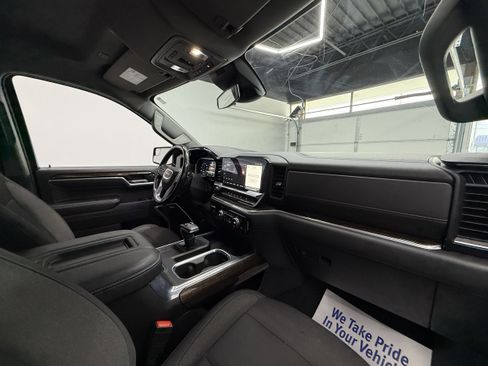Used 2022 GMC Sierra 1500 Elevation w/ X31 Off-Road Package image 21