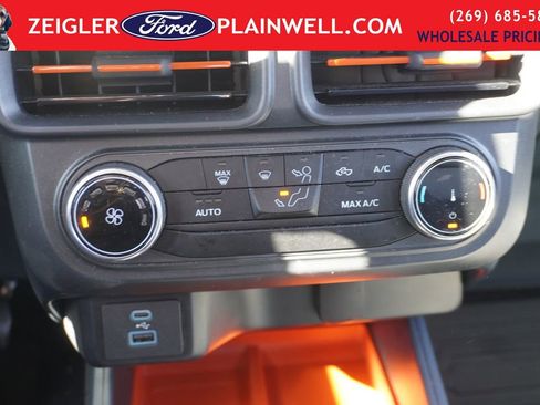 Used 2024 Ford Maverick XLT image 17