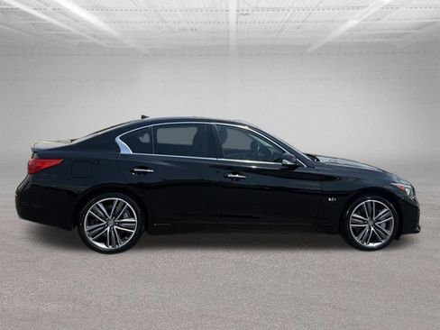 Used 2017 INFINITI Q50 Sport AWD/4WD image 14