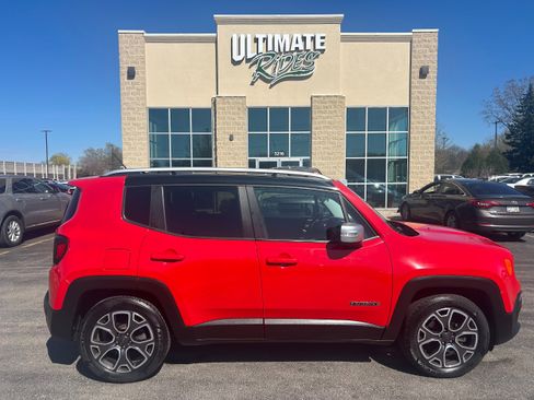 Used 2016 Jeep Renegade Limited image 1