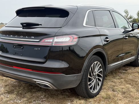 Used 2020 Lincoln Nautilus Reserve w/ Equipment Group 201A FWD image 3