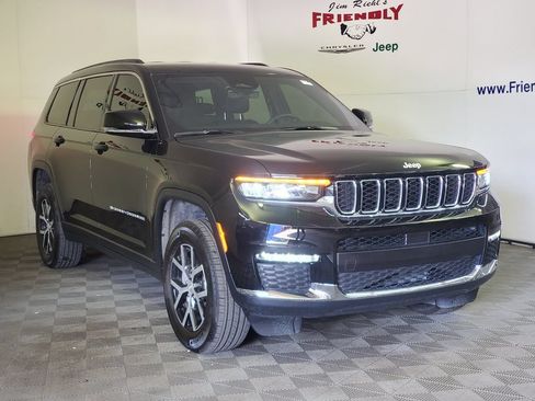 Used 2025 Jeep Grand Cherokee L Limited AWD/4WD image 2