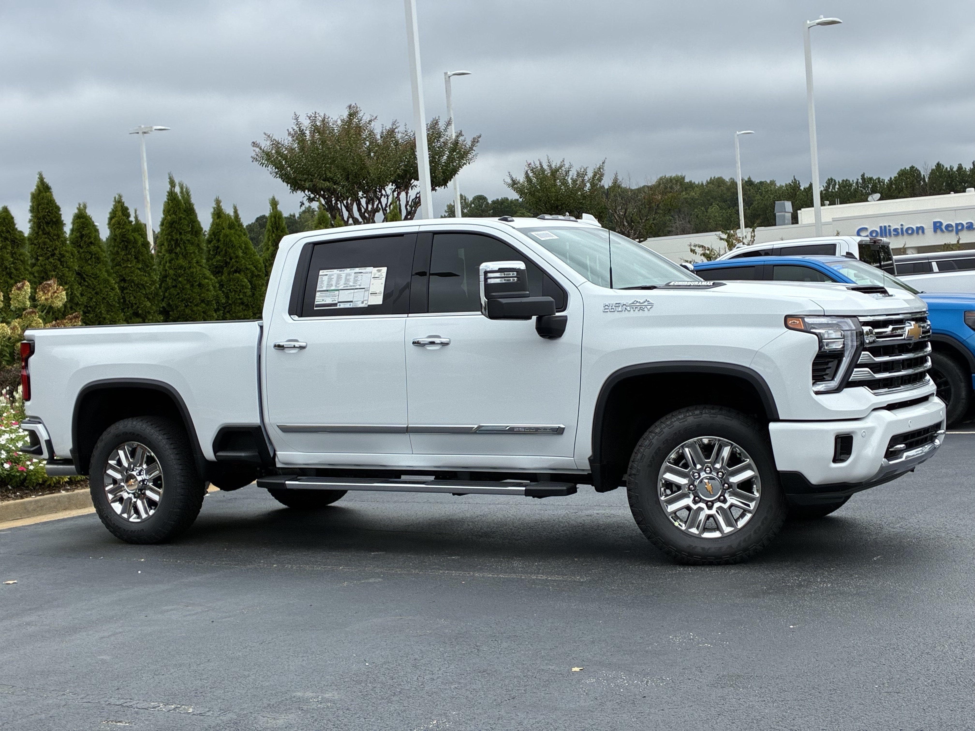 New 2026 Chevrolet Silverado 2500 High Country w/ Technology Package AWD/4WD image 3