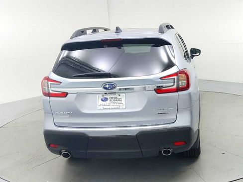New 2025 Subaru Ascent Limited image 9